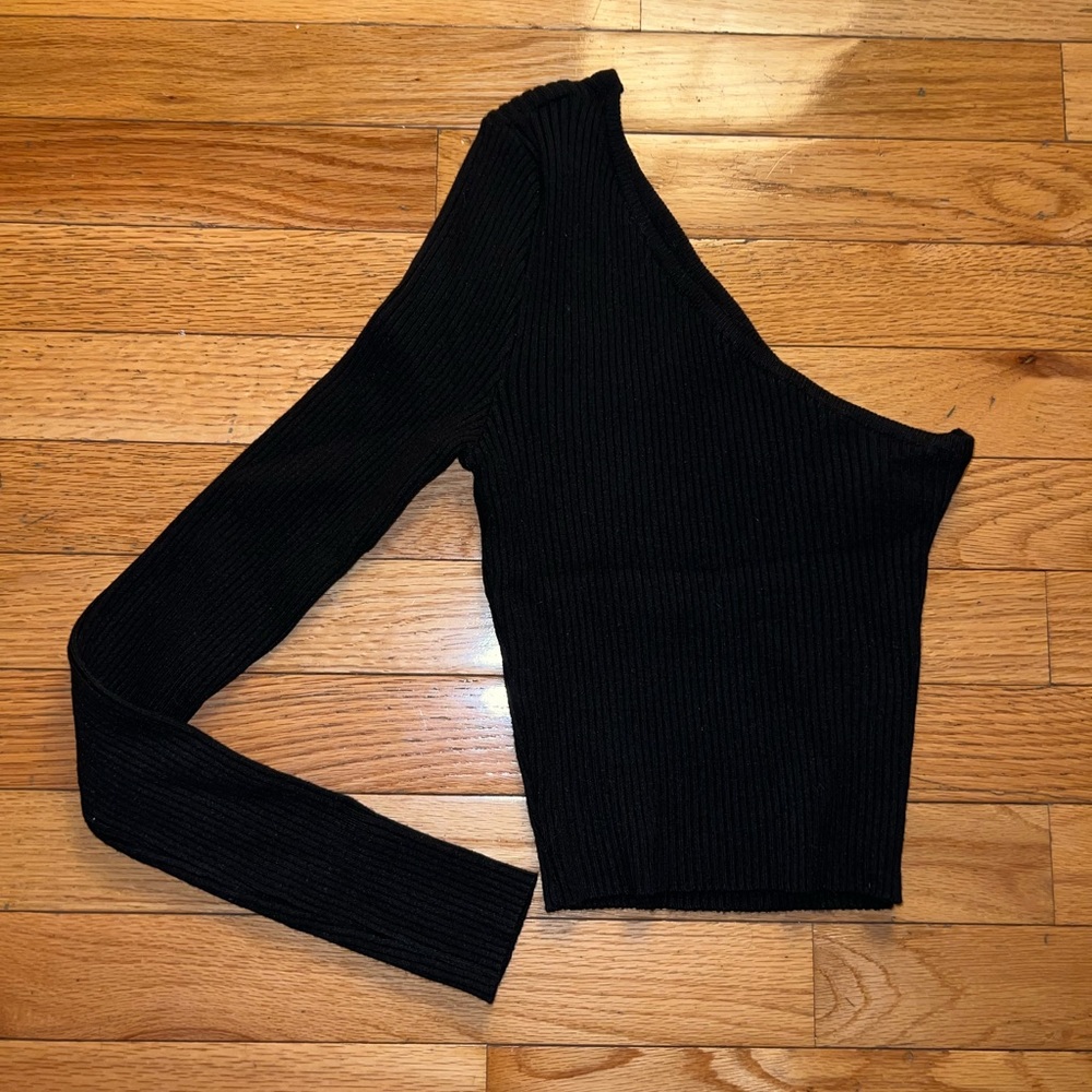 Kendall & Kylie One Shoulder Long Sleeve Top